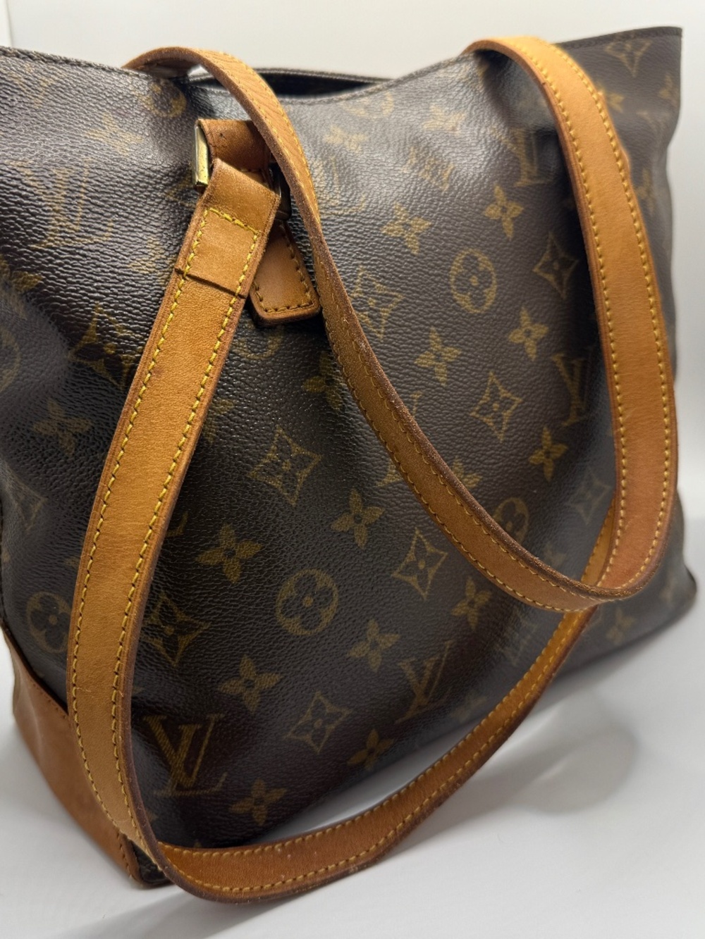 STUNNING LOUIS VUITTON MONOGRAM TOTE! - Picture 12 of 17